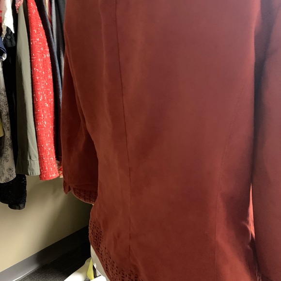 East5th blazer - Picture 4 of 4